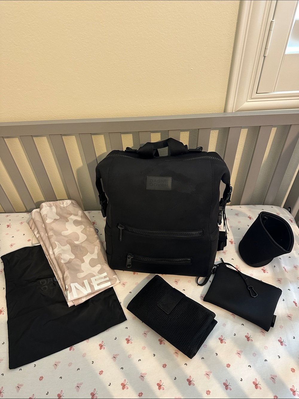 Dagne Dover Large Indi diaper bag backback - Picture 6 of 11